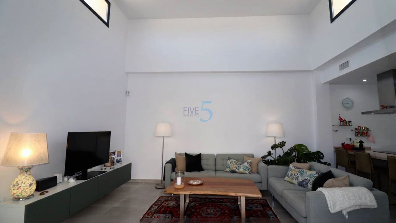 3 Zimmer Villa zu verkaufen in Daya Nueva mit Pool - 345.000 € (Ref: 9654241)