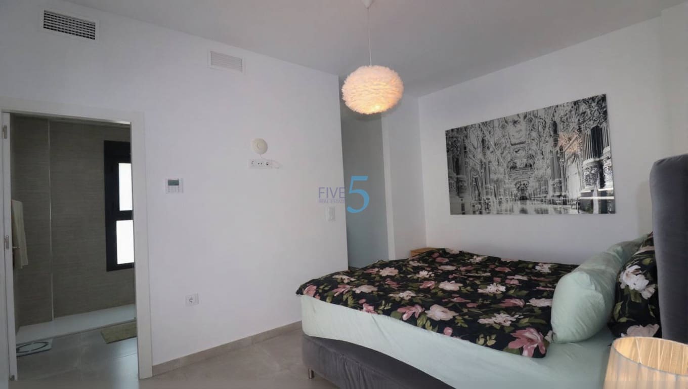 3 Zimmer Villa zu verkaufen in Daya Nueva mit Pool - 345.000 € (Ref: 9654241)