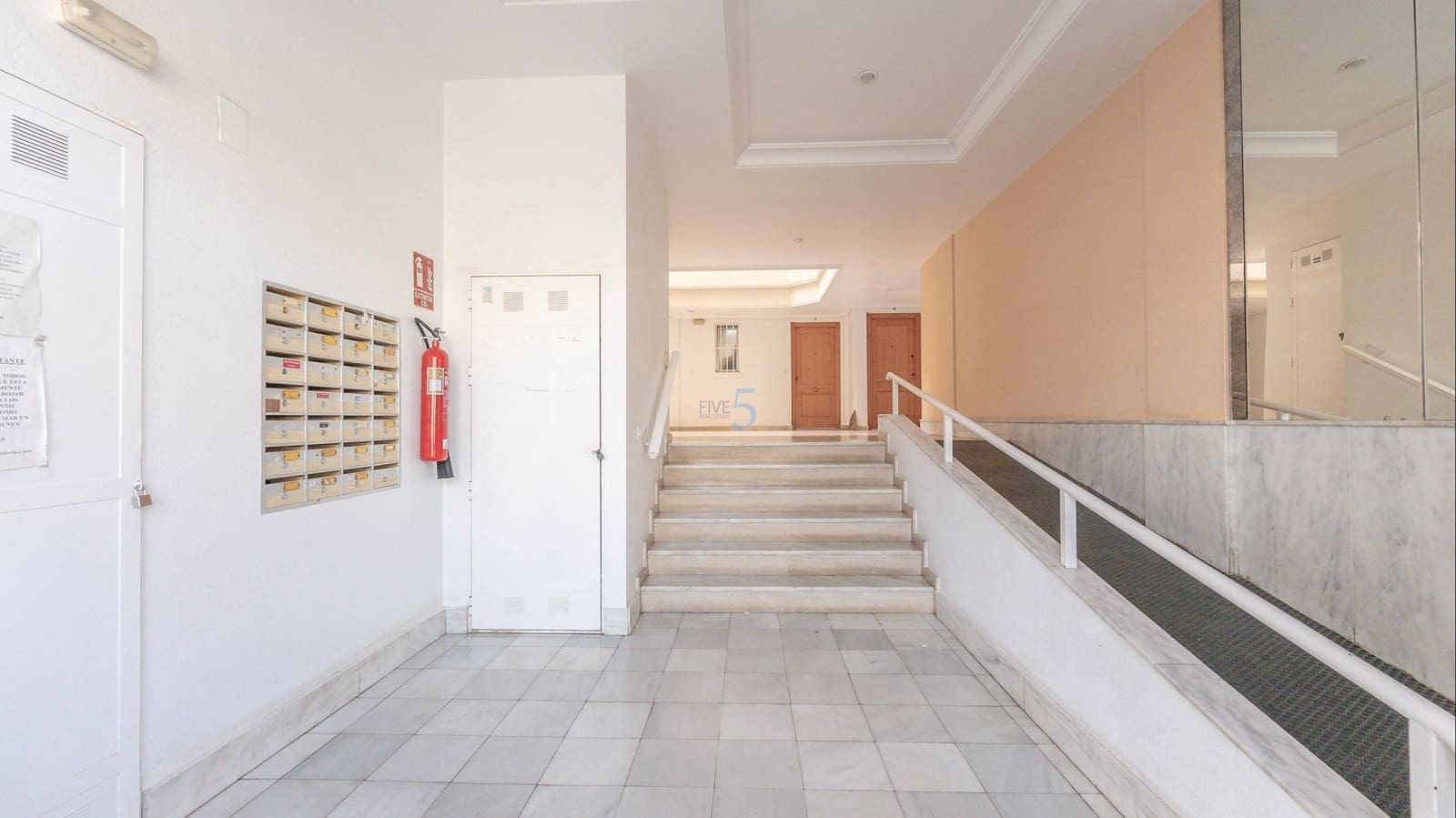 1 quarto Apartamento para venda em Torrevieja - 125 000 € (Ref: 9657059)