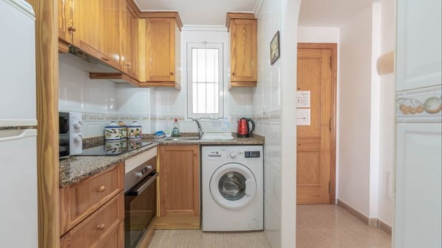 1 quarto Apartamento para venda em Torrevieja - 125 000 € (Ref: 9657059)