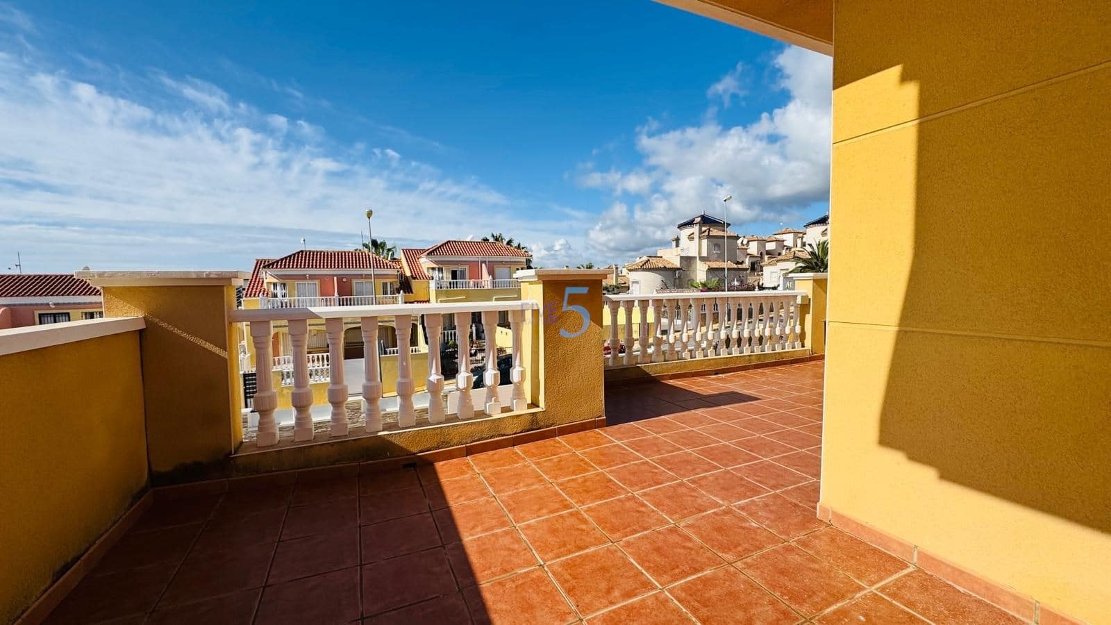 3 slaapkamer Villa te koop in Villamartin met zwembad garage - € 315.000 (Ref: 9657060)