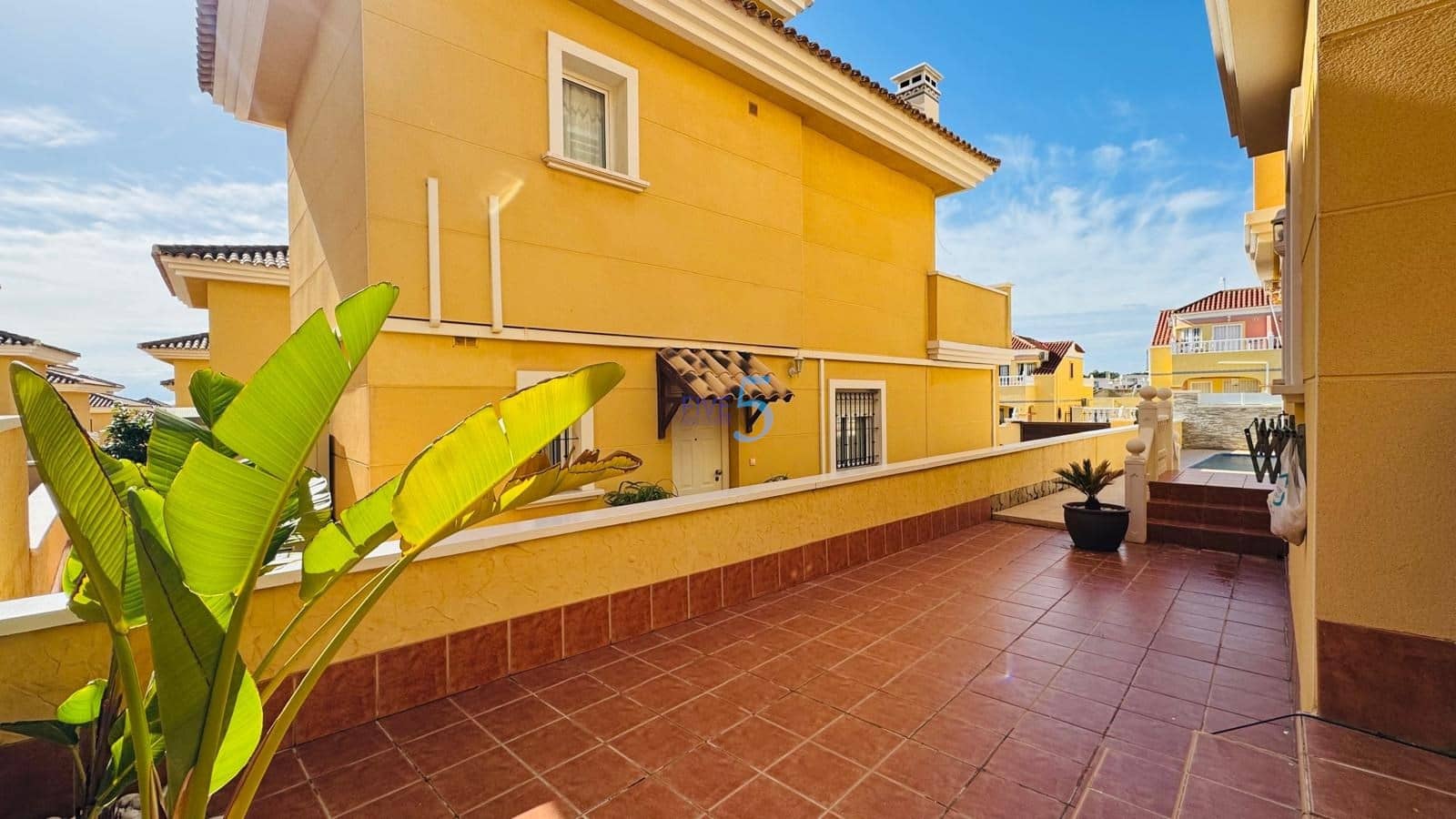 3 slaapkamer Villa te koop in Villamartin met zwembad garage - € 315.000 (Ref: 9657060)