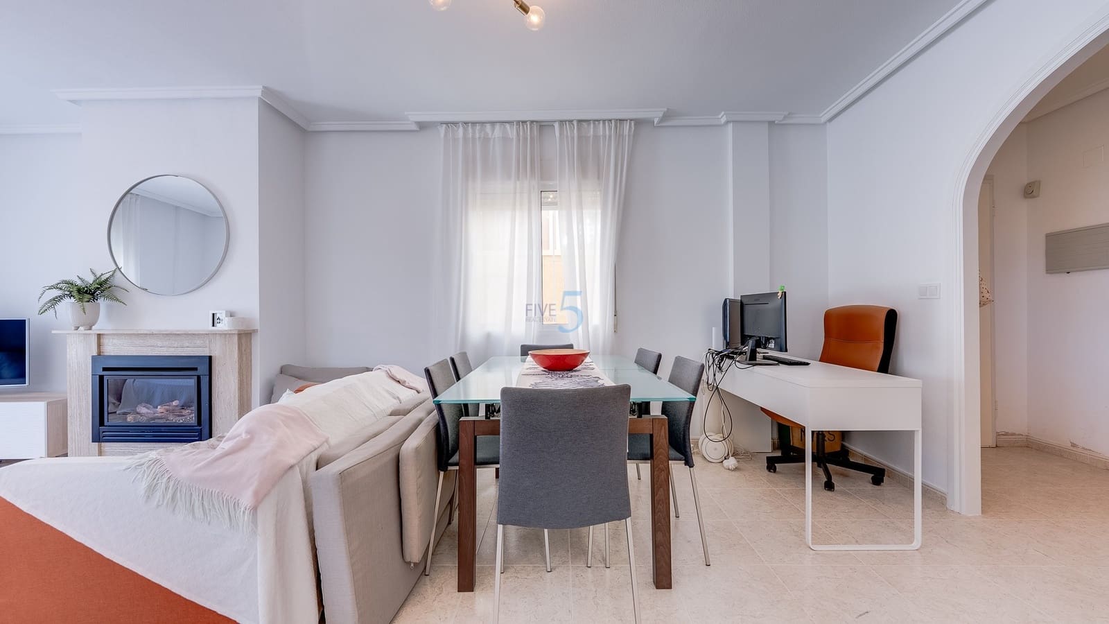 3 soverom Villa til salgs i Villamartin med svømmebasseng garasje - € 315 000 (Ref: 9657060)