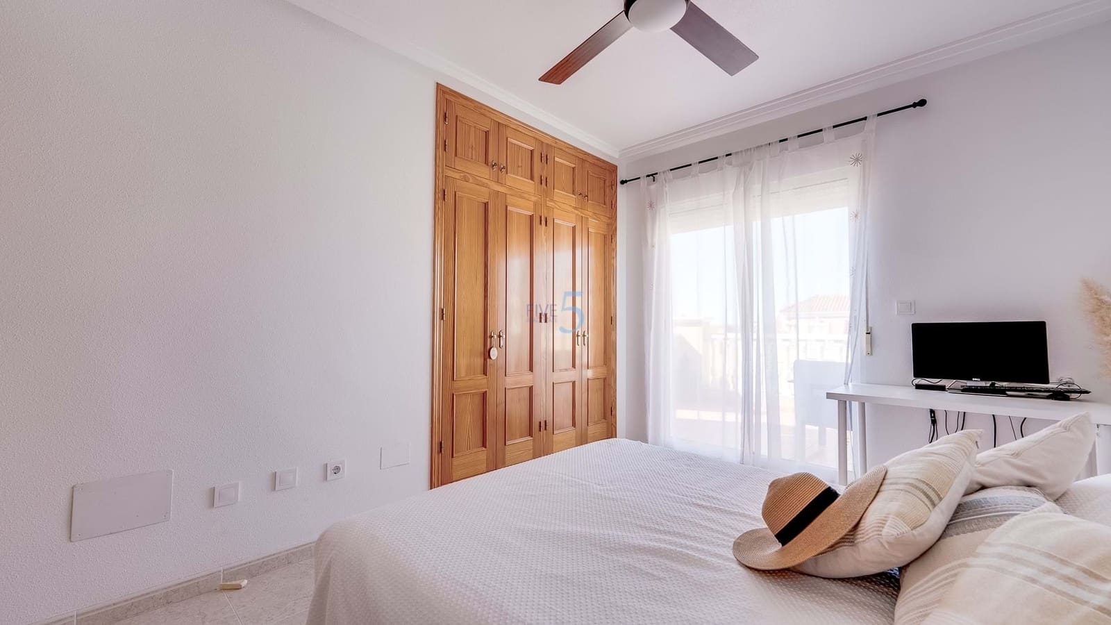 3 soverom Villa til salgs i Villamartin med svømmebasseng garasje - € 315 000 (Ref: 9657060)