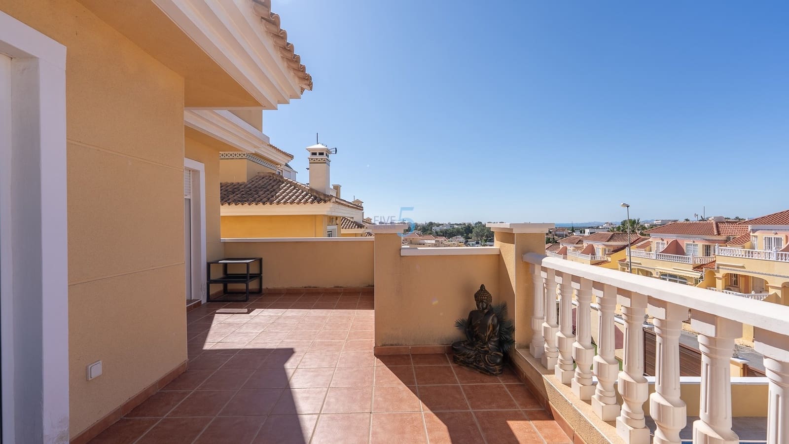 3 soverom Villa til salgs i Villamartin med svømmebasseng garasje - € 315 000 (Ref: 9657060)