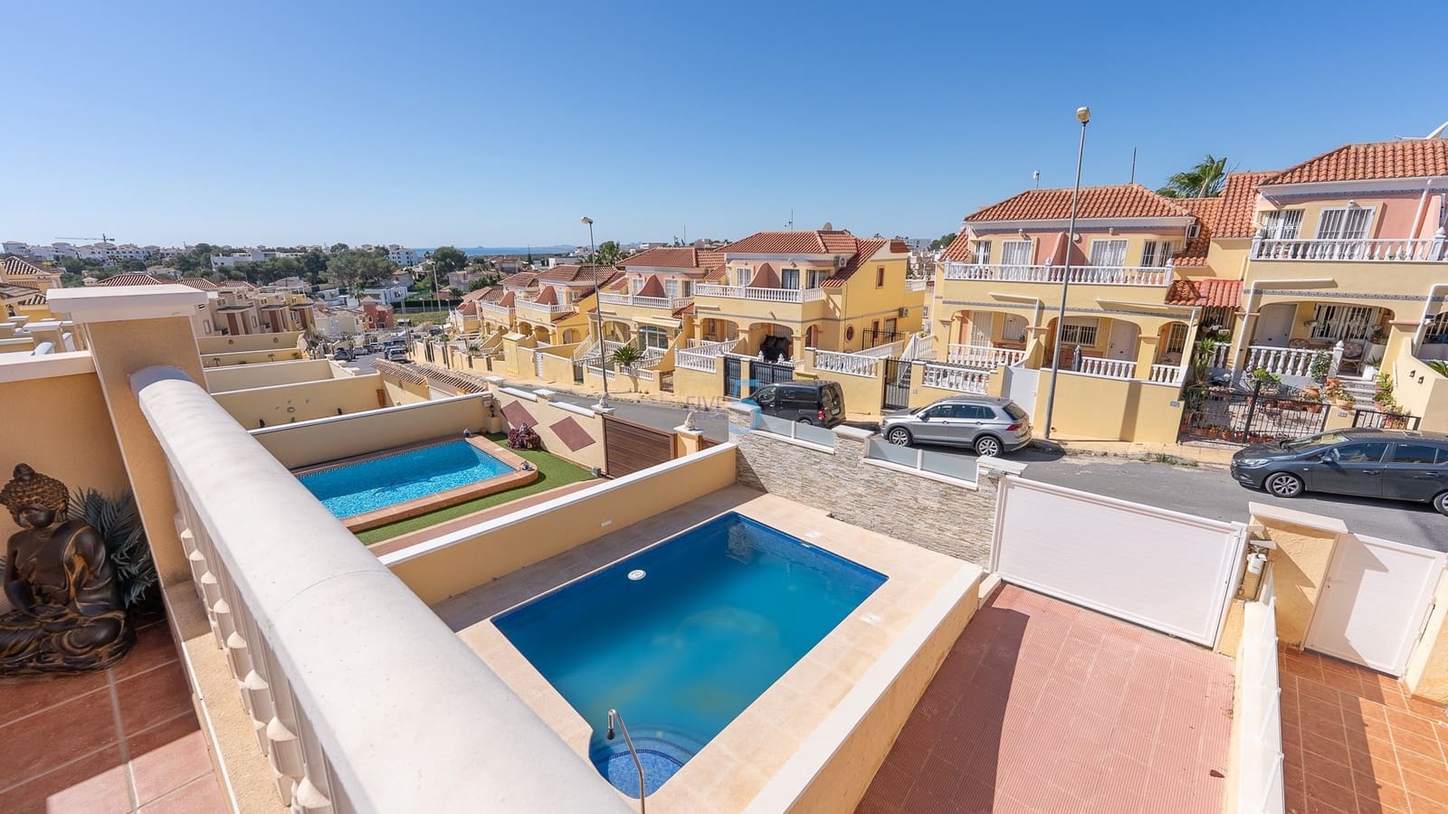 3 soverom Villa til salgs i Villamartin med svømmebasseng garasje - € 315 000 (Ref: 9657060)