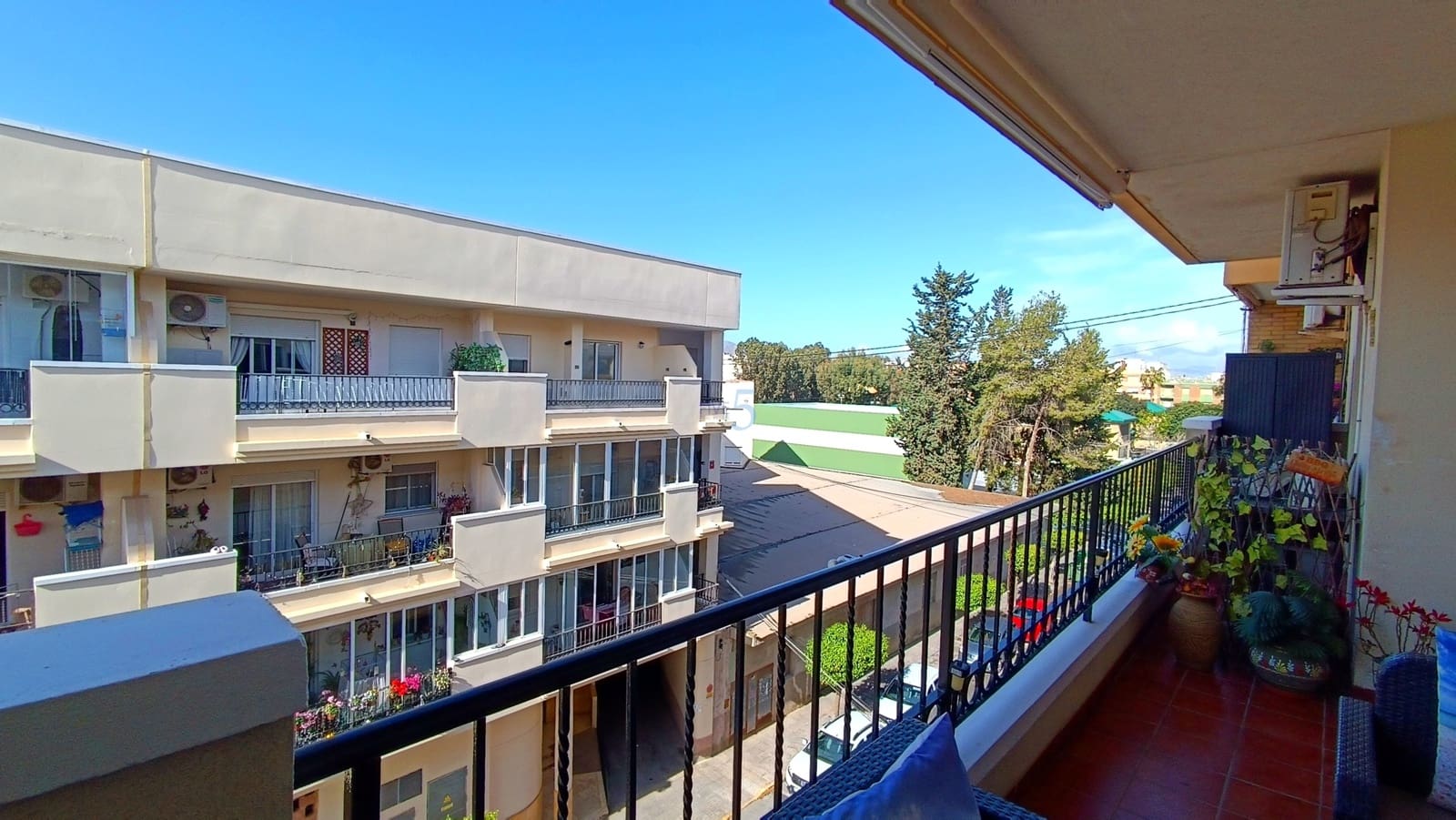 Apartamento de 2 habitaciones en Almoradí en venta - 99.950 € (Ref: 9657061)