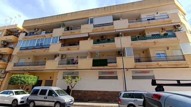 Apartamento de 2 habitaciones en Almoradí en venta - 99.950 € (Ref: 9657061)
