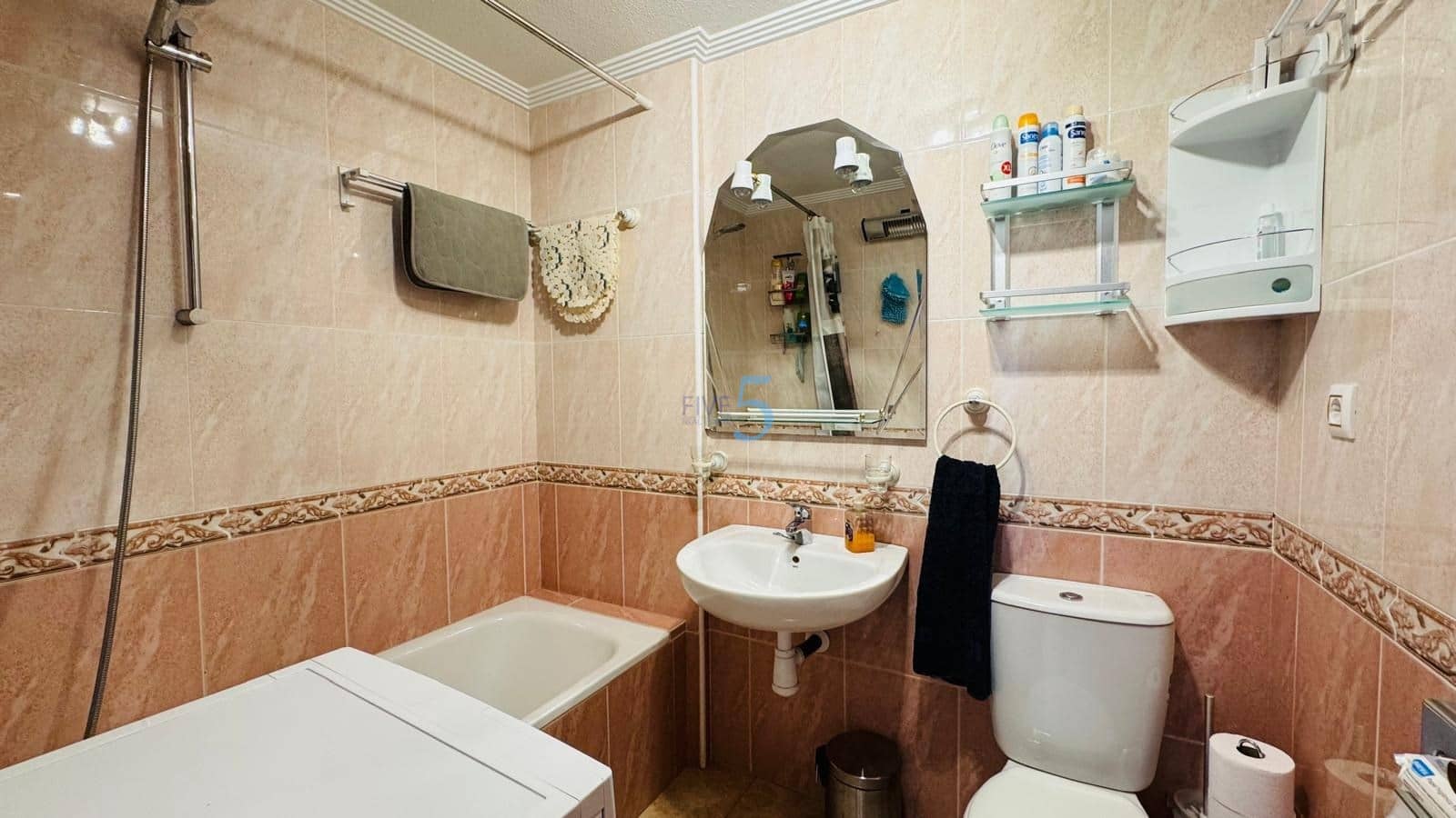 2 bedroom Apartment for sale in Villamartin with pool - € 165,000 (Ref: 9665434)