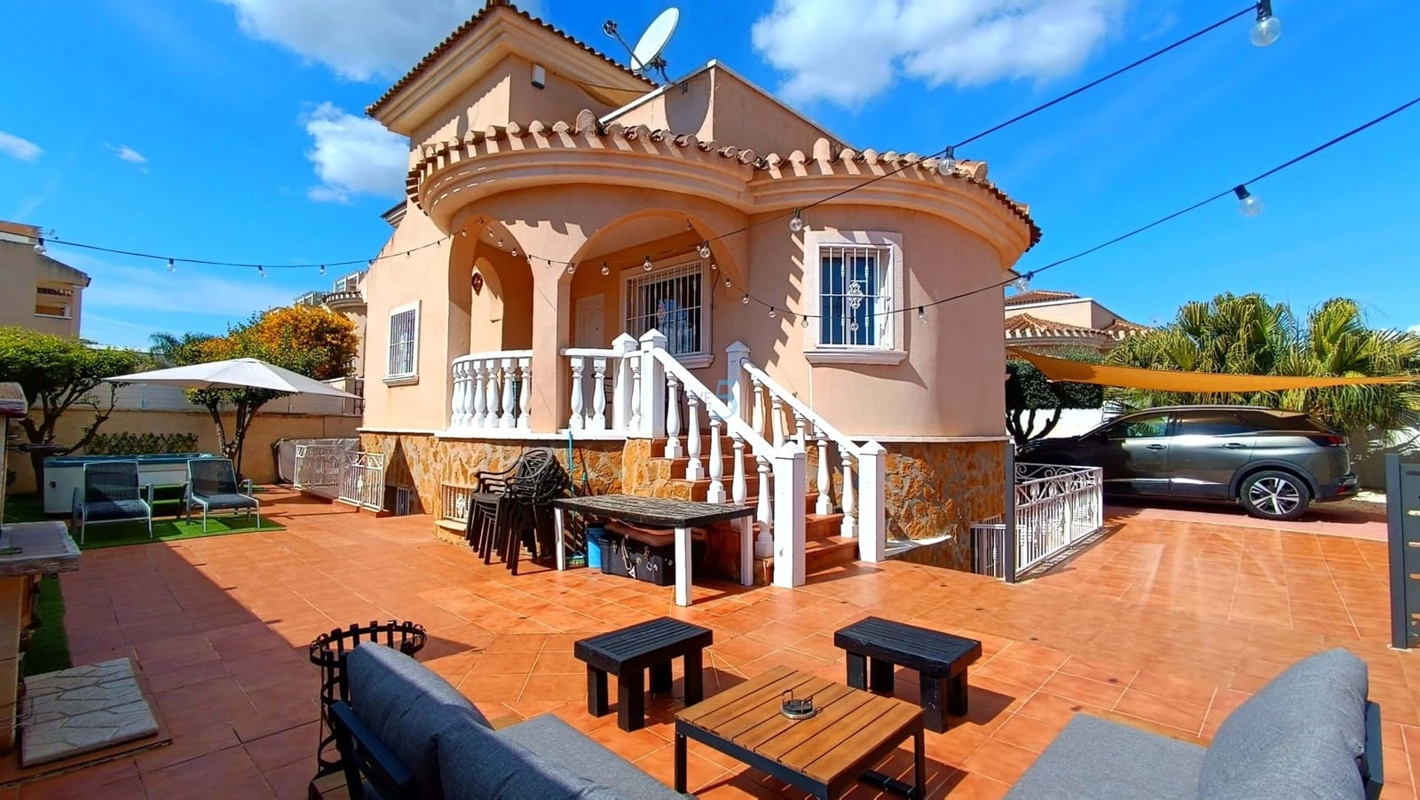 4 sypialnia Willa na sprzedaż w Ciudad Quesada z basenem - 395 000 € (Ref: 9665435)