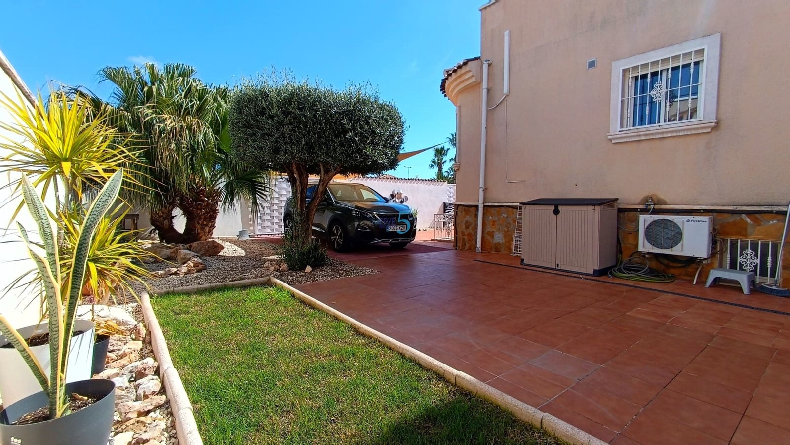 4 sypialnia Willa na sprzedaż w Ciudad Quesada z basenem - 395 000 € (Ref: 9665435)