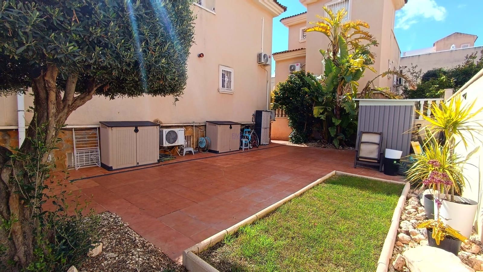 4 sypialnia Willa na sprzedaż w Ciudad Quesada z basenem - 395 000 € (Ref: 9665435)