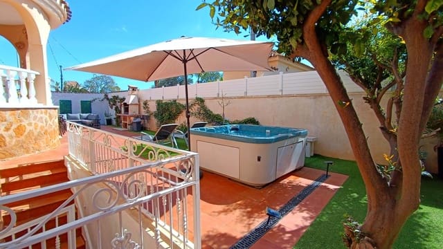 4 sypialnia Willa na sprzedaż w Ciudad Quesada, Rojales z basenem - 395 000 € (Ref: 9665435)