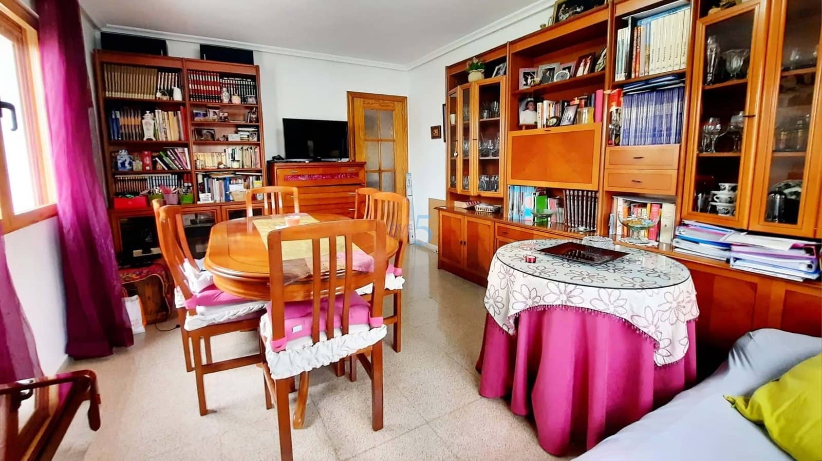 5 bedroom Townhouse for sale in Almoradi with garage - € 340,000 (Ref: 9665436)