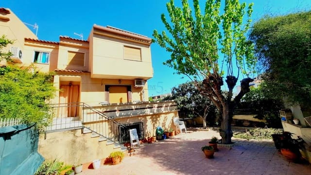 5 chambre Maison de Ville à vendre à Almoradí avec garage - 340 000 € (Ref: 9665436)