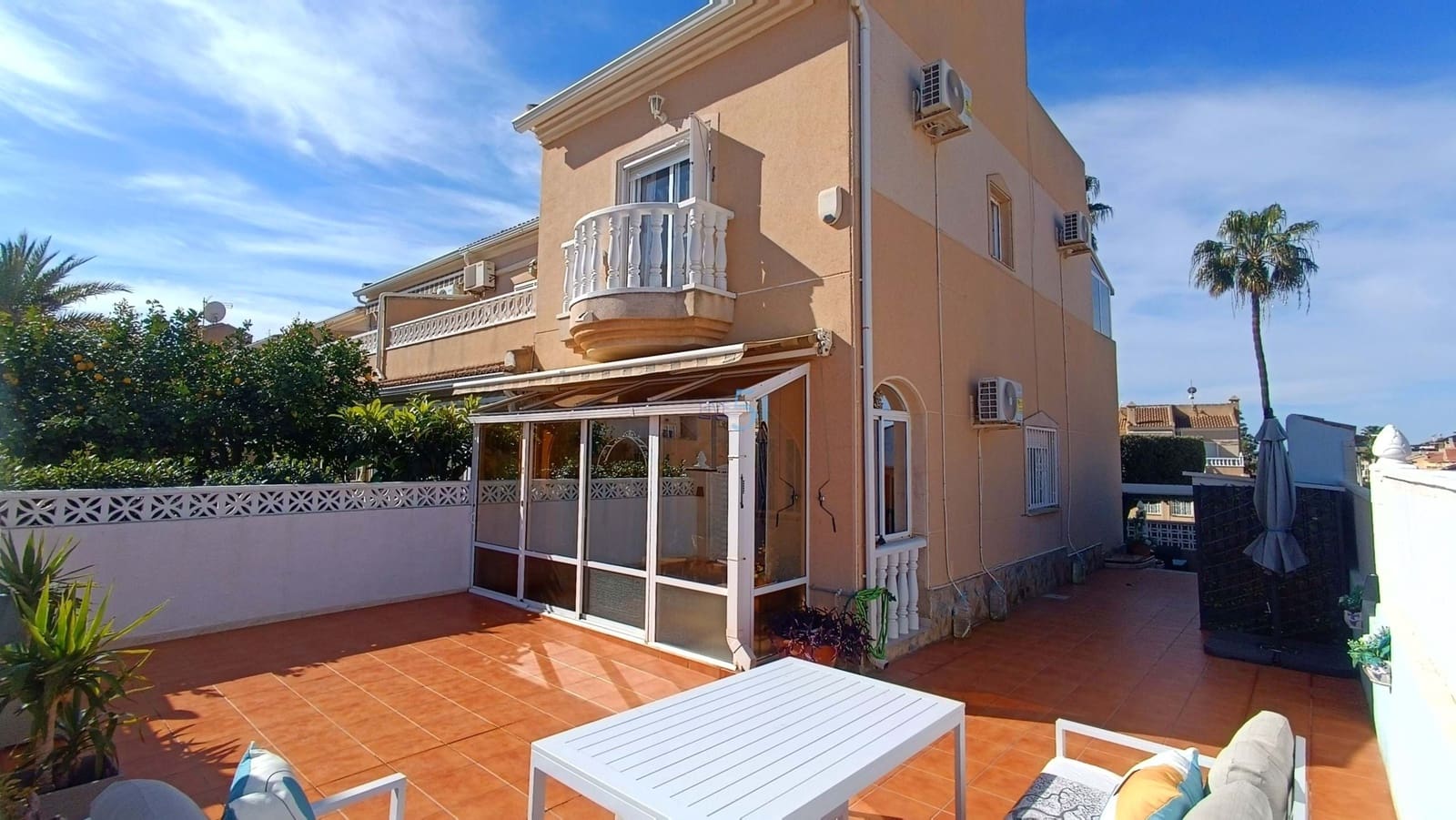 2 camera da letto Villetta Bifamiliare in vendita in Ciudad Quesada con piscina - 199.999 € (Rif: 9665438)