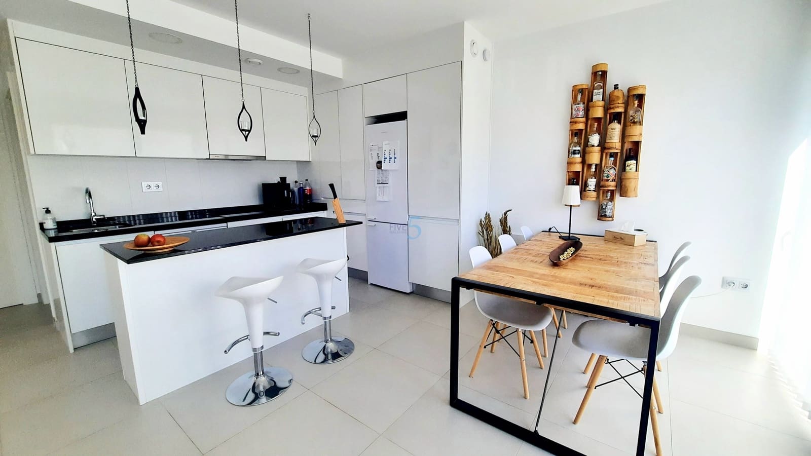 3 slaapkamer Villa te koop in Pilar de la Horadada met zwembad - € 340.000 (Ref: 9668266)