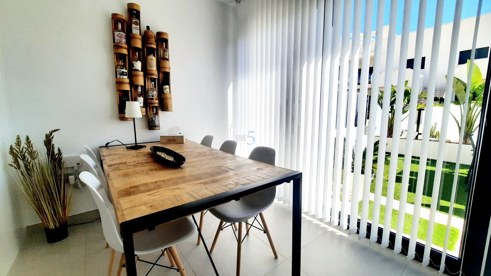 3 slaapkamer Villa te koop in Pilar de la Horadada met zwembad - € 340.000 (Ref: 9668266)