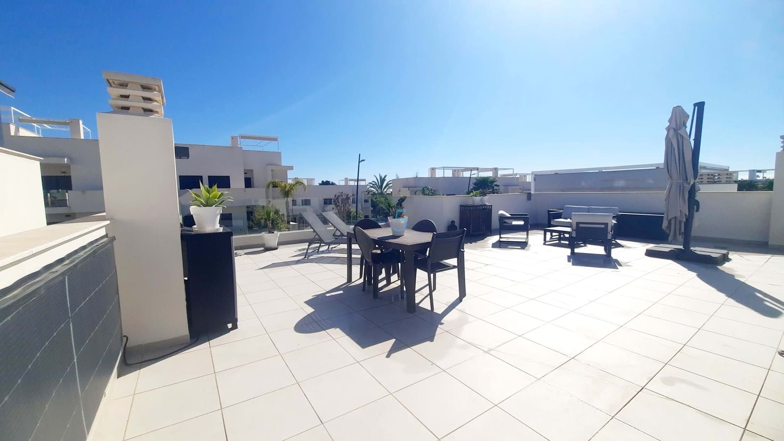 3 slaapkamer Villa te koop in Pilar de la Horadada met zwembad - € 340.000 (Ref: 9668266)