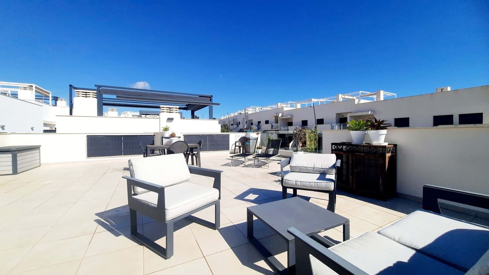 3 slaapkamer Villa te koop in Pilar de la Horadada met zwembad - € 340.000 (Ref: 9668266)