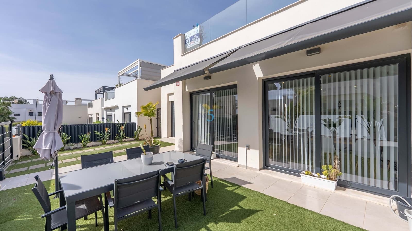 3 slaapkamer Villa te koop in Pilar de la Horadada met zwembad - € 340.000 (Ref: 9668266)