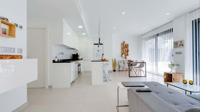 3 slaapkamer Villa te koop in Pilar de la Horadada met zwembad - € 340.000 (Ref: 9668266)