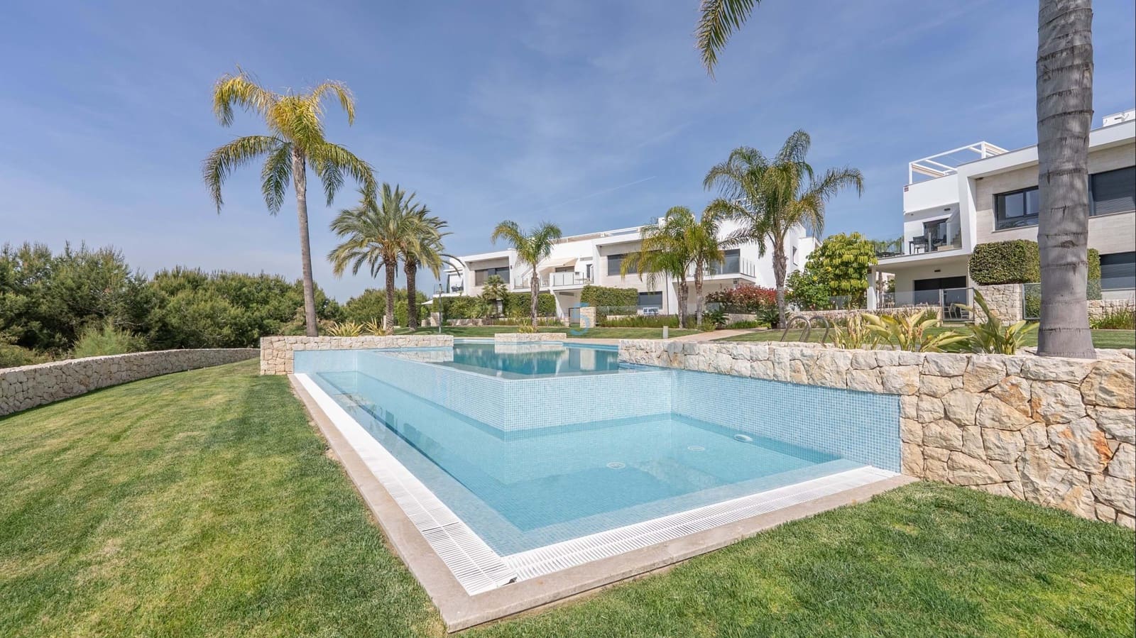 3 slaapkamer Villa te koop in Pilar de la Horadada met zwembad - € 340.000 (Ref: 9668266)