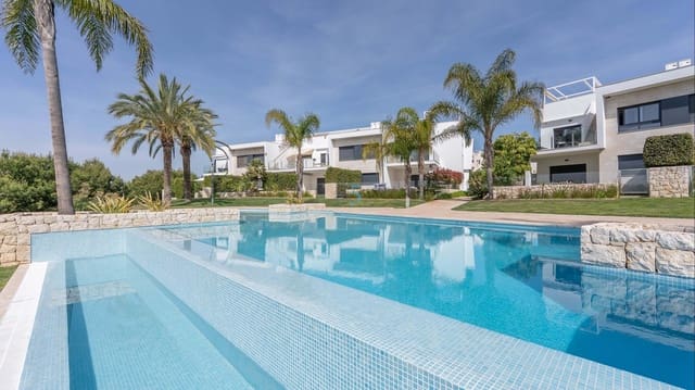 3 slaapkamer Villa te koop in Pilar de la Horadada met zwembad - € 340.000 (Ref: 9668266)