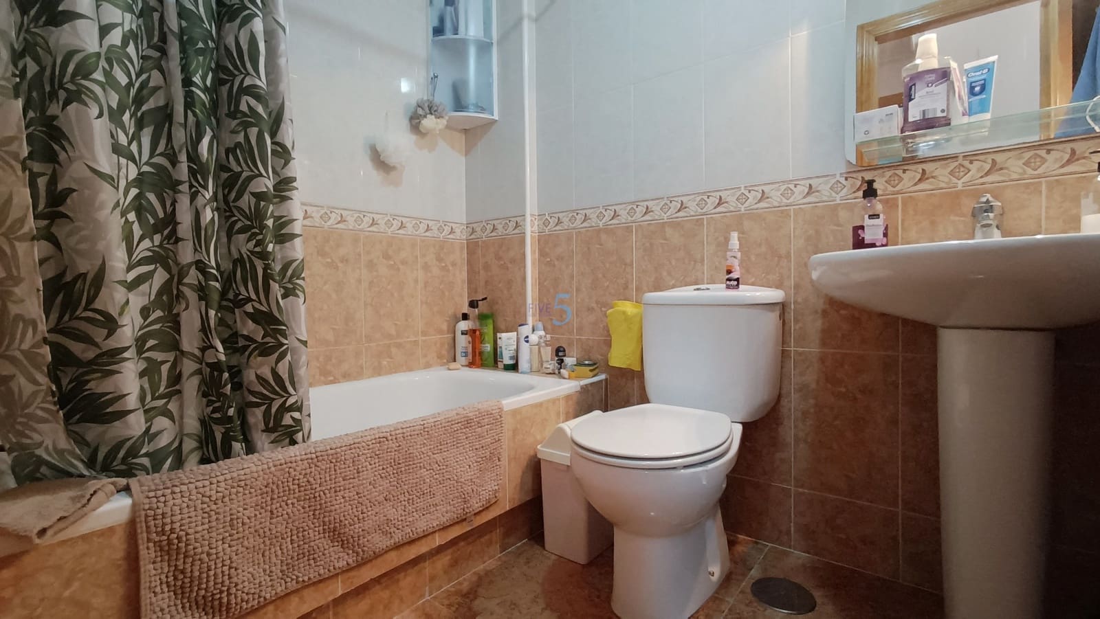 Apartamento de 2 habitaciones en Torrevieja en venta con piscina - 115.000 € (Ref: 9669248)