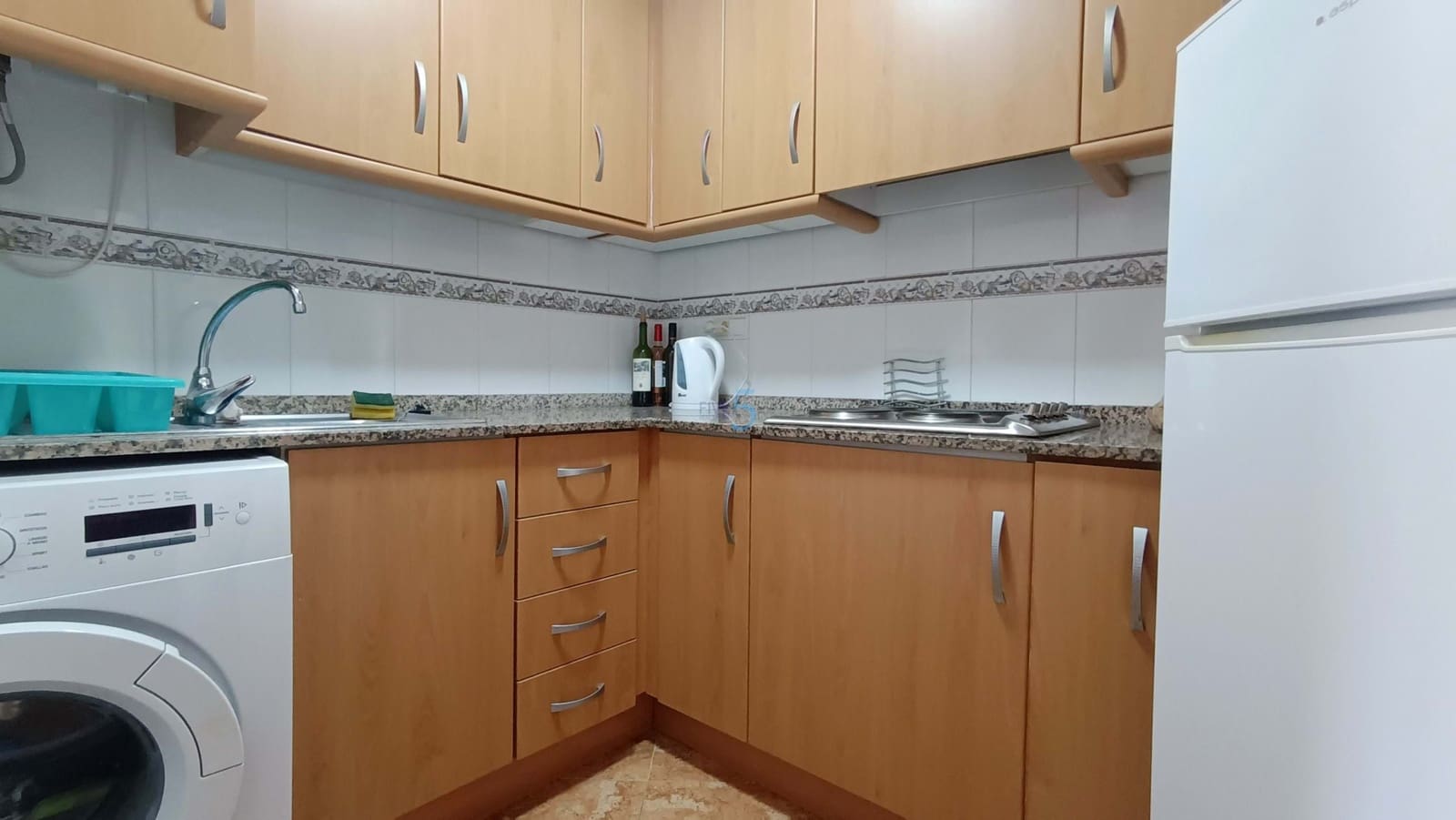 Apartamento de 2 habitaciones en Torrevieja en venta con piscina - 115.000 € (Ref: 9669248)
