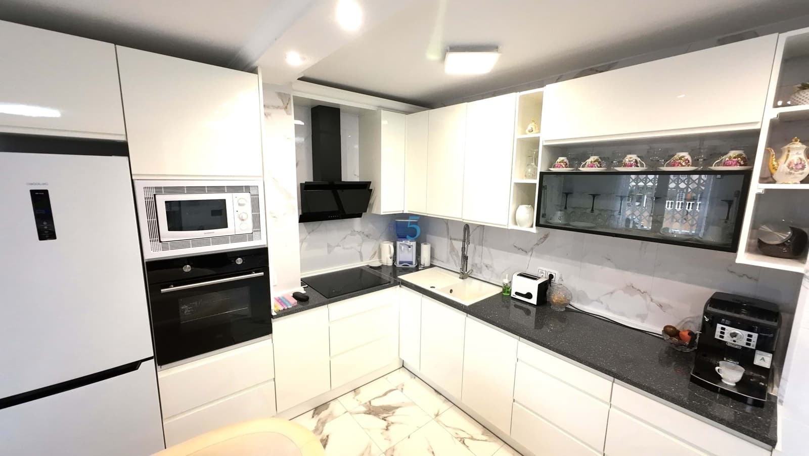 4 quarto Apartamento para venda em Torrevieja com piscina garagem - 229 995 € (Ref: 9671140)