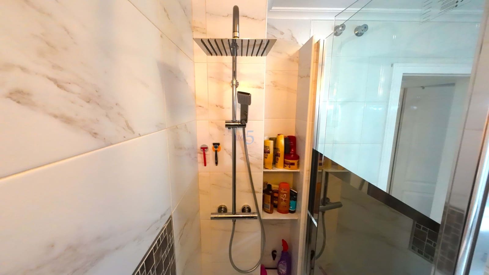 4 quarto Apartamento para venda em Torrevieja com piscina garagem - 229 995 € (Ref: 9671140)