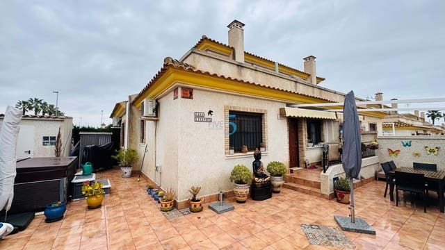 3 chambre Maison de Ville à vendre à Villamartin, Orihuela avec piscine - 279 500 € (Ref: 9671141)