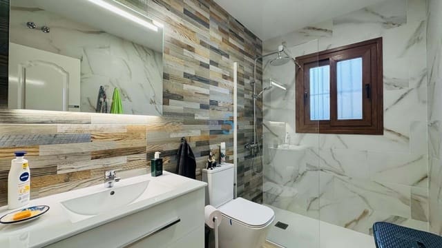 3 chambre Maison de Ville à vendre à Villamartin, Orihuela avec piscine - 279 500 € (Ref: 9671141)