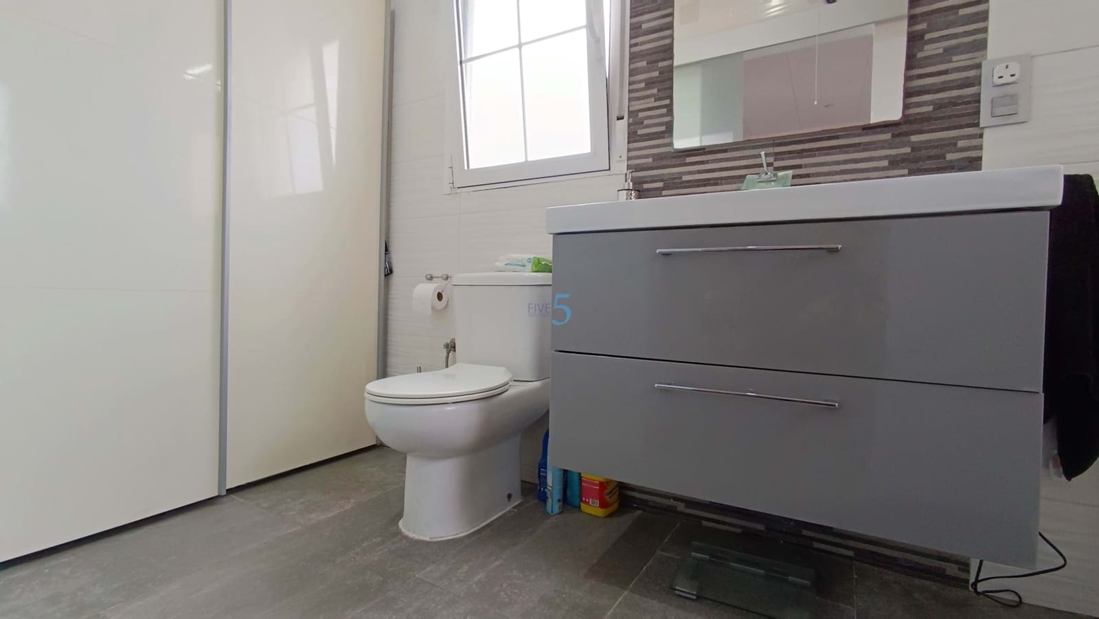 3 Zimmer Villa zu verkaufen in Torrevieja mit Pool - 410.000 € (Ref: 9672181)