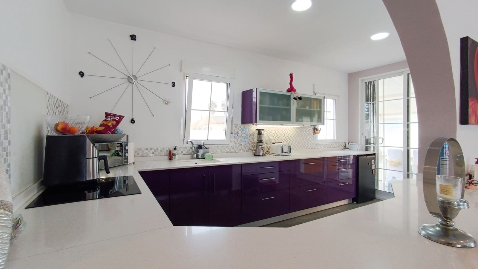 3 Zimmer Villa zu verkaufen in Torrevieja mit Pool - 410.000 € (Ref: 9672181)