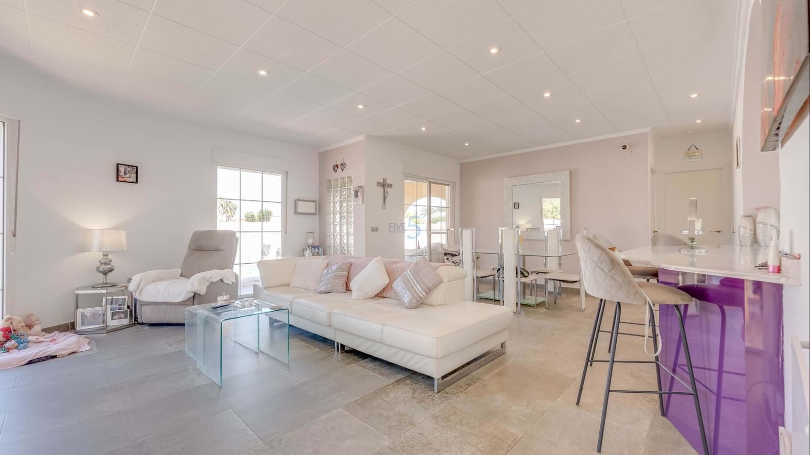 3 chambre Villa/Maison à vendre à Torrevieja avec piscine - 410 000 € (Ref: 9672181)