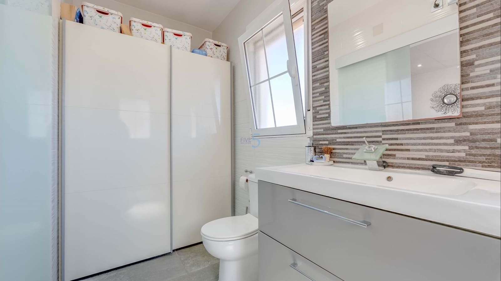 3 chambre Villa/Maison à vendre à Torrevieja avec piscine - 410 000 € (Ref: 9672181)