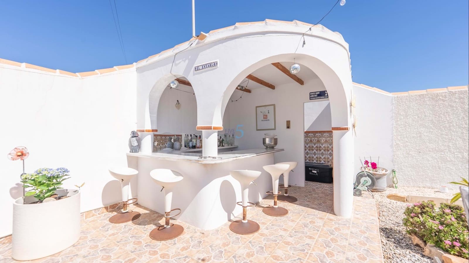 3 chambre Villa/Maison à vendre à Torrevieja avec piscine - 410 000 € (Ref: 9672181)