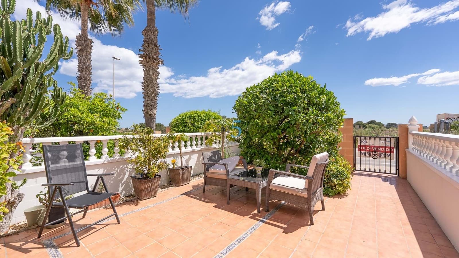 2 bedroom Townhouse for sale in Los Dolses with pool - € 209,000 (Ref: 9675133)