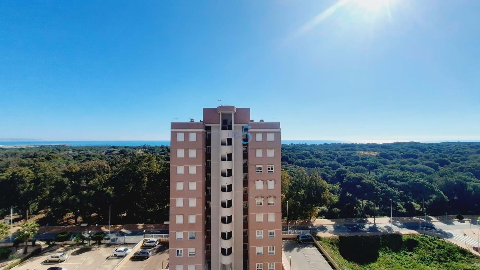 2 bedroom Apartment for sale in Guardamar del Segura with pool garage - € 240,000 (Ref: 9675994)