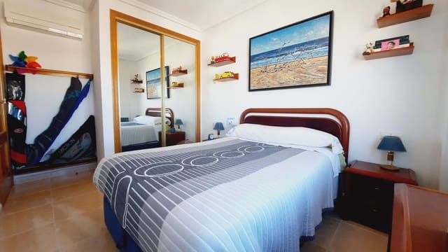 2 bedroom Apartment for sale in Guardamar del Segura with pool garage - € 240,000 (Ref: 9675994)