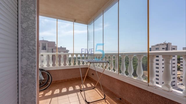 2 bedroom Apartment for sale in Guardamar del Segura with pool garage - € 225,000 (Ref: 9675994)