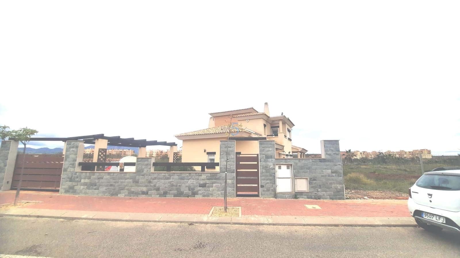 4 Zimmer Villa zu verkaufen in La Tercia mit Pool - 299.999 € (Ref: 9676335)