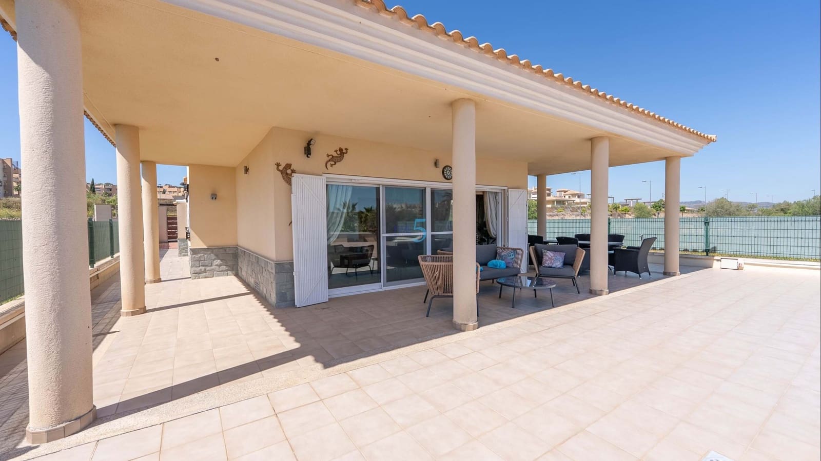 4 Zimmer Villa zu verkaufen in La Tercia mit Pool - 325.000 € (Ref: 9676335)