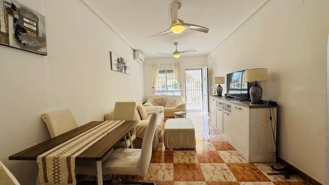 2 soveværelse Lejlighed til salg i La Zenia, Orihuela med swimmingpool garage - € 158.750 (Ref: 9676520)