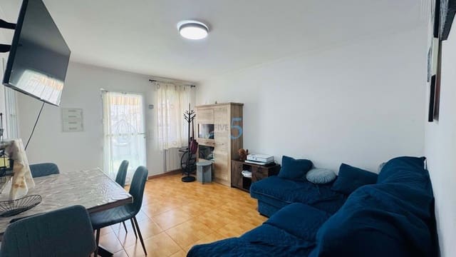 Apartamento de 2 habitaciones en Torrevieja en venta - 179.000 € (Ref: 9677761)
