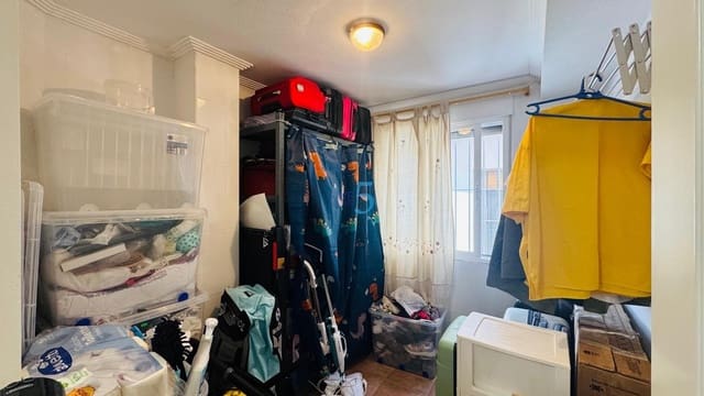 Apartamento de 2 habitaciones en Torrevieja en venta - 179.000 € (Ref: 9677761)
