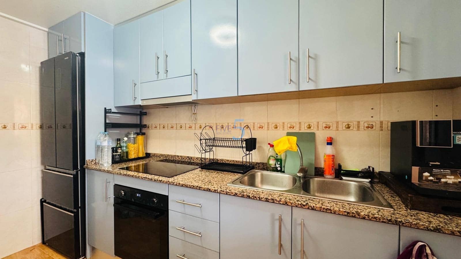 Apartamento de 2 habitaciones en Torrevieja en venta - 179.000 € (Ref: 9677761)