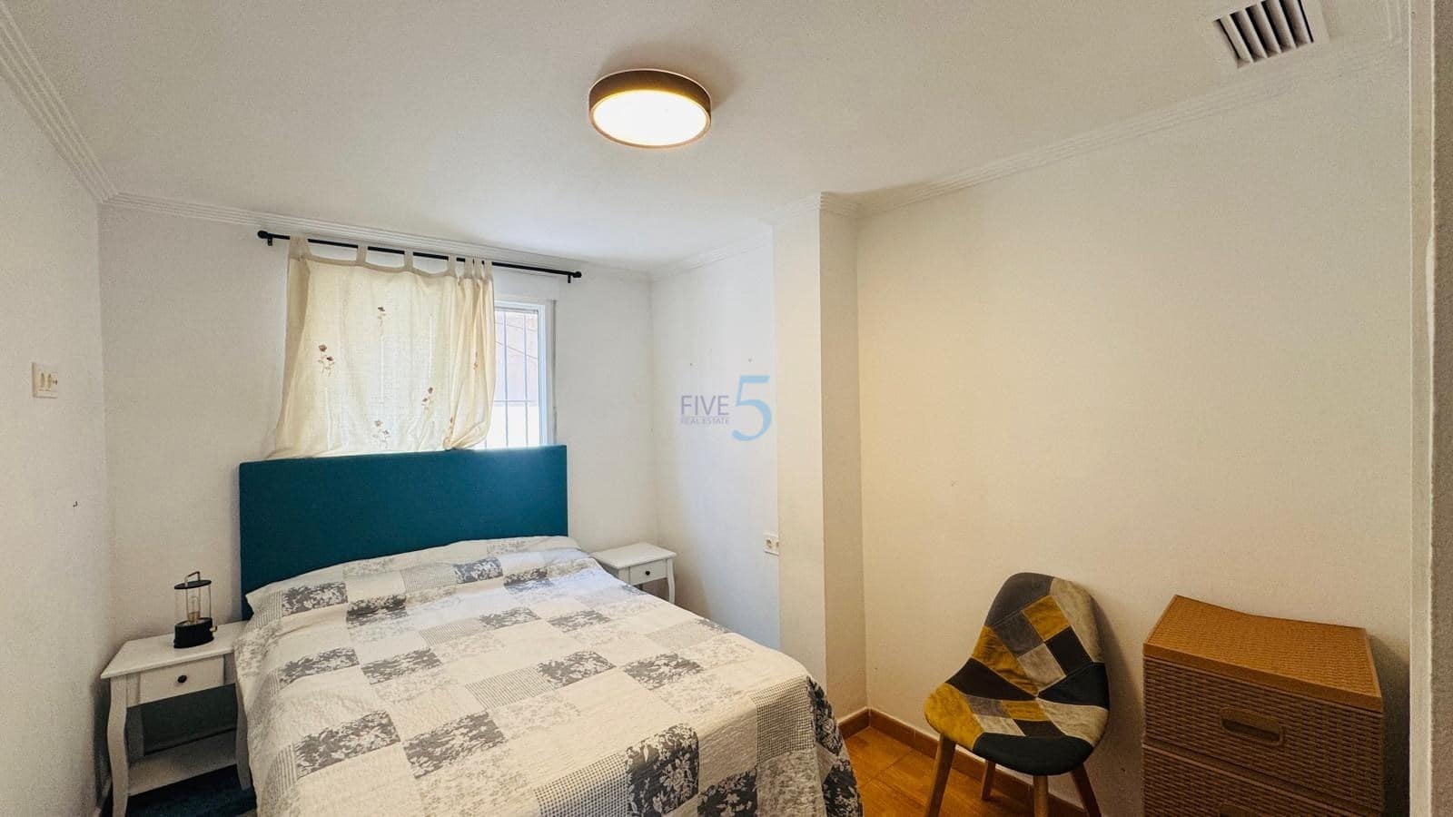 Apartamento de 2 habitaciones en Torrevieja en venta - 179.000 € (Ref: 9677761)
